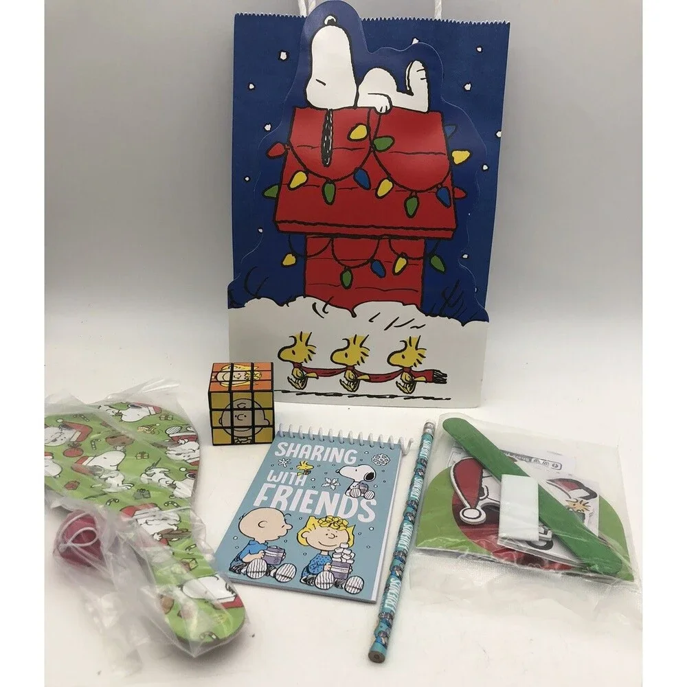 Peanuts Snoopy Kids Christmas Gift Craft Goody Party Bag Grandparents